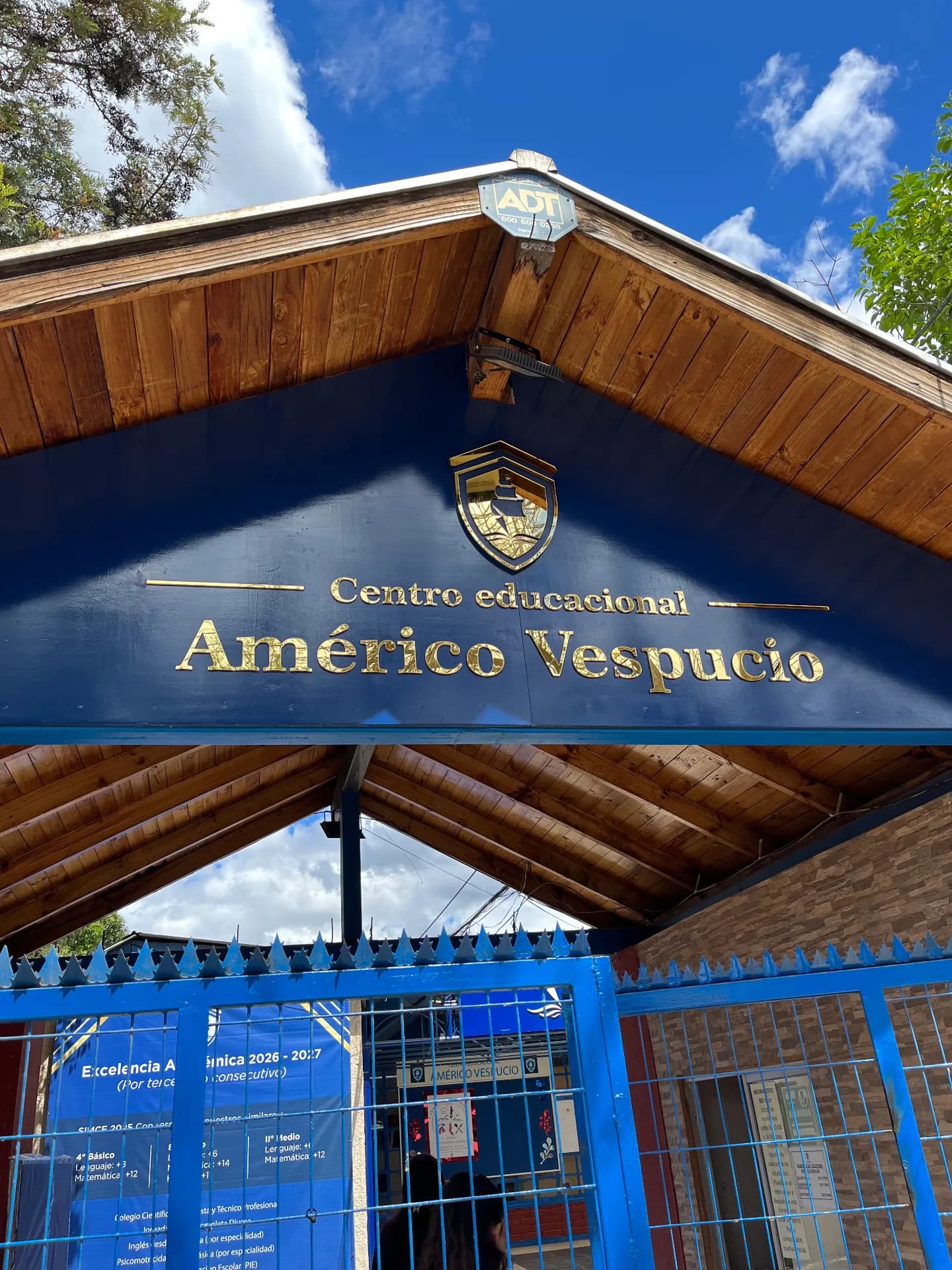 Logo fachada Colegio